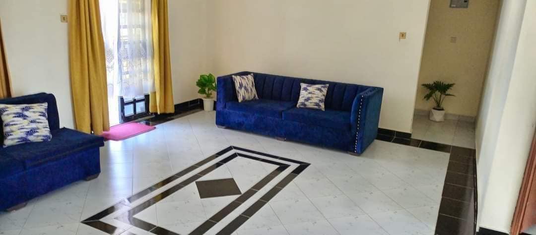 3 BDR MASTER EN SUITE MODERN HOUSE FOR SALE!!